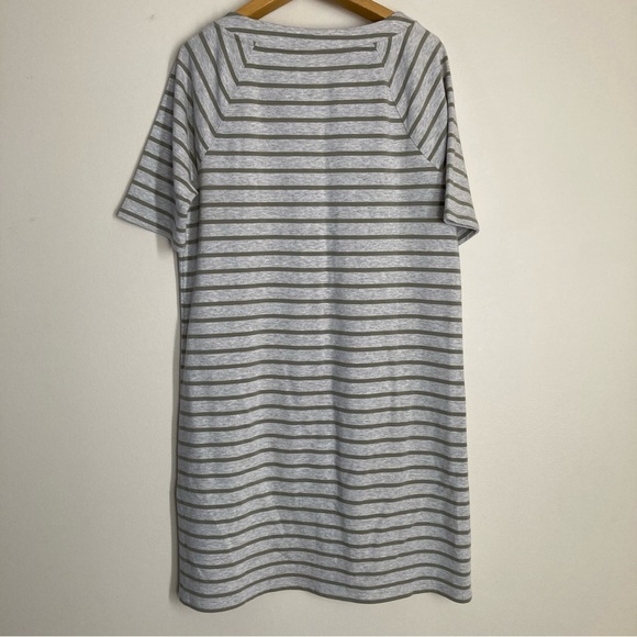 Chico’s Zenergy Size 1 Striped Gray and Green Dress - Picture 6 of 7